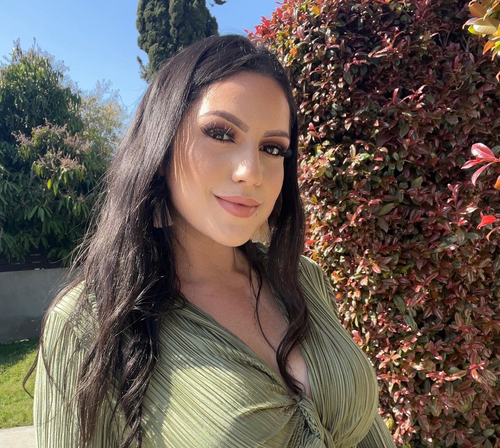 Paola G - CSUDH Babysitter