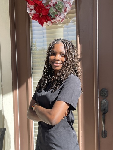 Katelin L - World Medicine Institute Babysitter