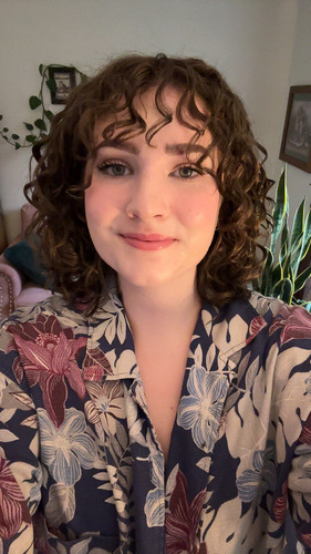 Lucy S - Waubonsee Community College  Babysitter