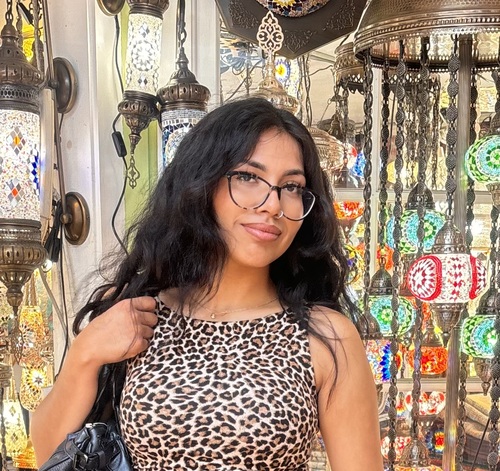 Hayya Ellie H - SMC Babysitter