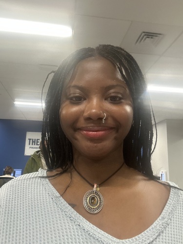 Shrynee D - Massachusetts Bay Community College Babysitter