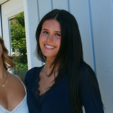 Eva R - University of Utah Babysitter