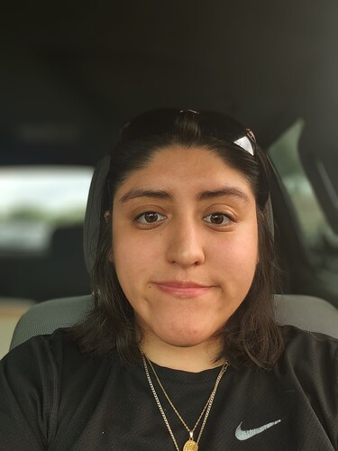 Annaliz D - Galveston College  Babysitter