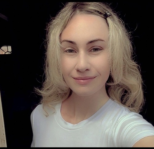 Helena D - Macomb Community College  Babysitter