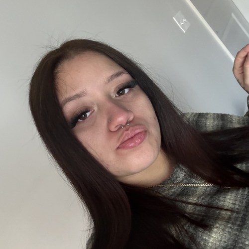Jasmin H - SNHU Babysitter