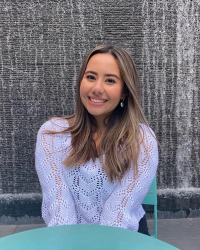 Ashley A - Auburn Babysitter