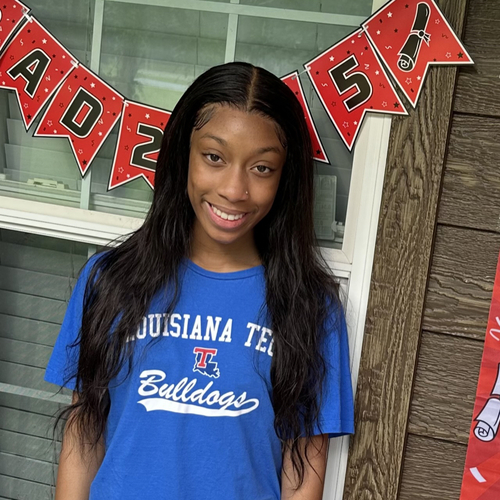 Akiera L - LA Tech Babysitter