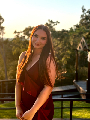 Alyssa B - Mobile Babysitter