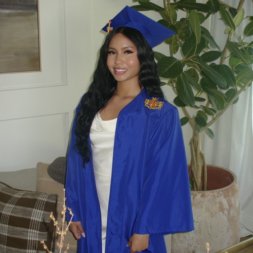 Jianna J - Cypress College Babysitter