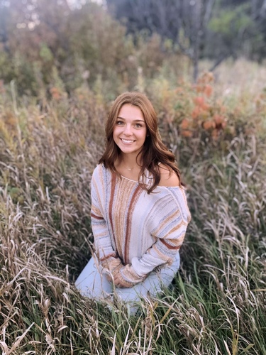 Elizabeth R - Winona State Babysitter