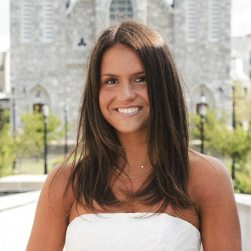Anne R - Villanova Babysitter