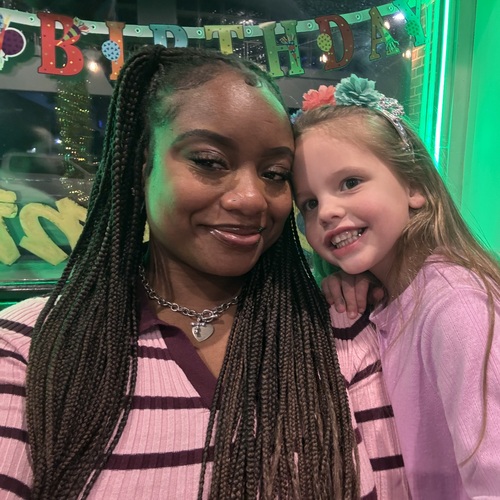 Raven G – Duquesne Student Seeking Babysitting Jobs