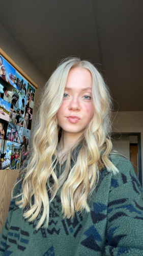 Bryna M - Concordia Babysitter