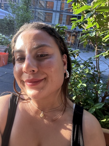 Julie L - AState Babysitter