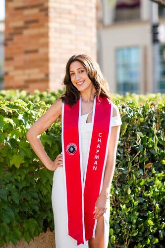 Isabella R - Chapman Babysitter