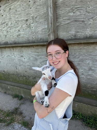 Anna W - UAB Babysitter