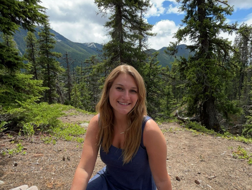 Alexis Z - CWU Babysitter