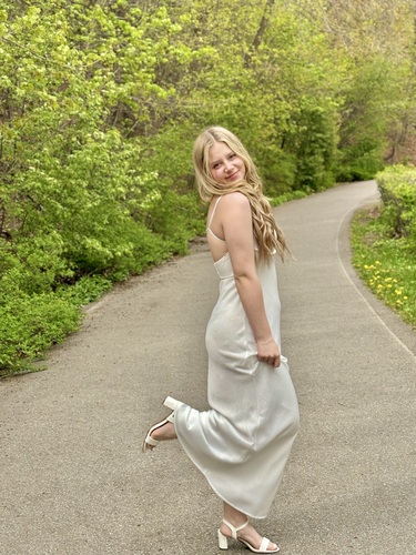 Hailey W - University of Montana Babysitter