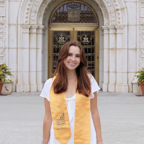 Miranda B - USD Babysitter
