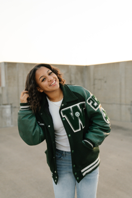 Naomi E - Navarro College  Babysitter