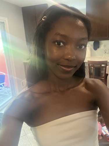 La Tavia B - UMES Babysitter