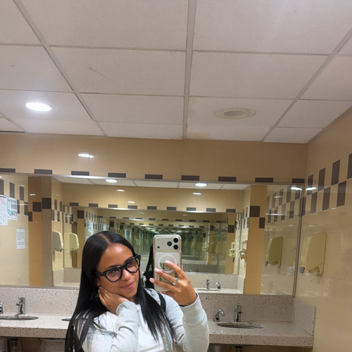 Deeana  - CUNY BMCC Babysitter