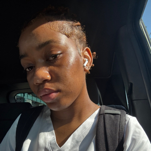 Divine O – Buff State Student Seeking Nanny Jobs