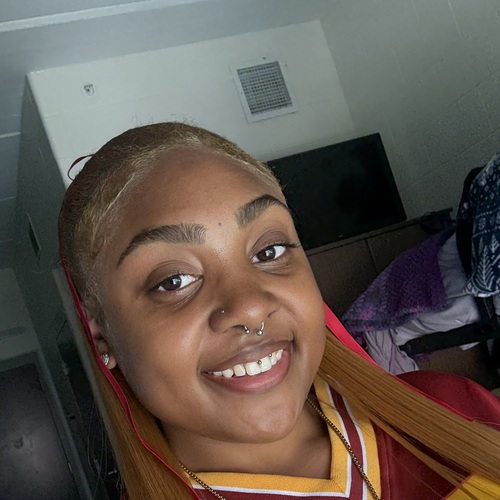 A'Lasia B - BCU Babysitter