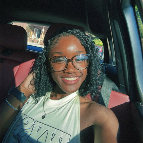 Latisha P - West Virginia State Babysitter