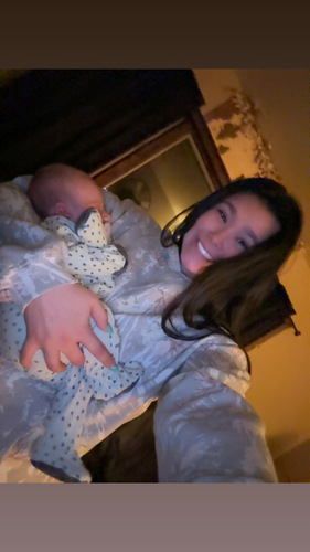 Aili K - AIU Online Babysitter