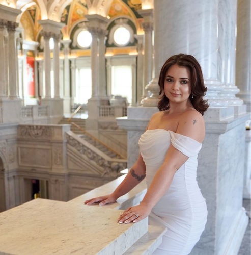 Carley M - NOVA Babysitter