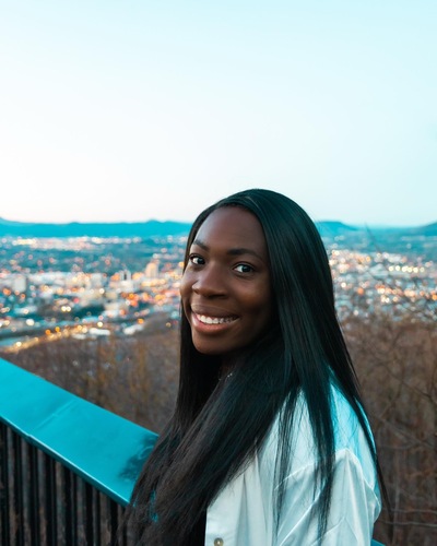 Cyndi I - VA Tech Babysitter