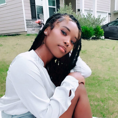 Chula L - Undefined Babysitter