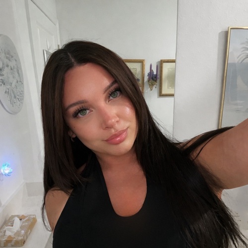 Yazmin N – Tarrant County College Student Seeking Babysitting Jobs