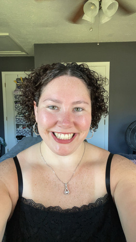 Desiree S - Shenandoah Babysitter