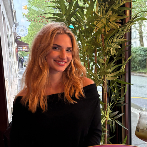 Kat D - Loyola New Orleans Babysitter