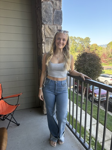 Brooke S - Oregon State Babysitter