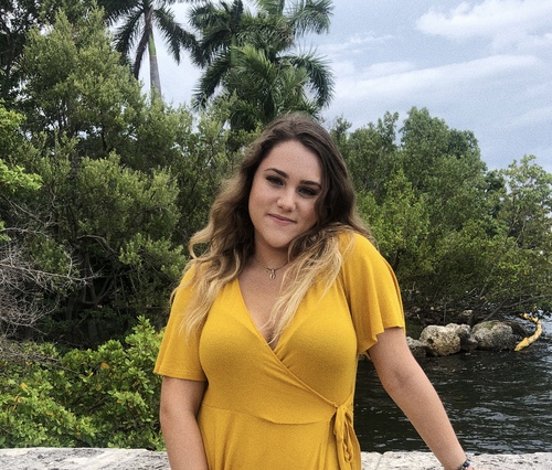 Aubrey P - Bellevue Babysitter