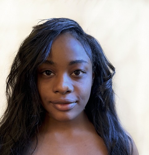 Sophia H – GWU Student Seeking Babysitting Jobs