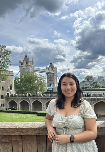 Elizabeth R - UT-Austin Babysitter