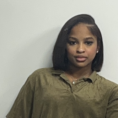 Samya F - Delgado Babysitter