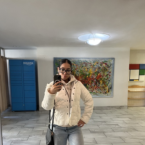 Amaly L - Hostos Community College  Babysitter