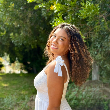 Vanessa C – Pepperdine Student Seeking Babysitting Jobs