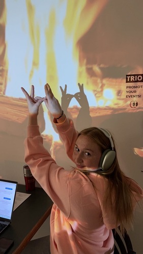 Gracie F - Simpson Babysitter