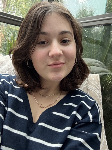 Gianna C - Cosumnes River College  Babysitter