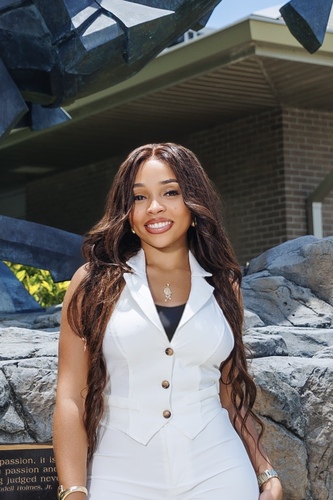 Alyssa P - UCF Babysitter