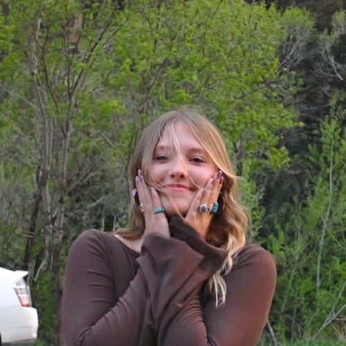 Skye S - USU Babysitter