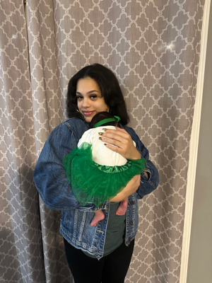 Jiselle G - Midlands Technical College  Babysitter