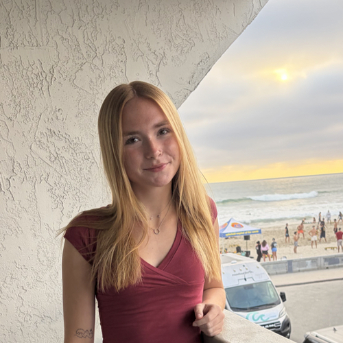 Megan B - Sonoma State Babysitter