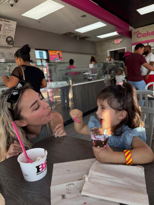 Ezgi A - Otis Babysitter